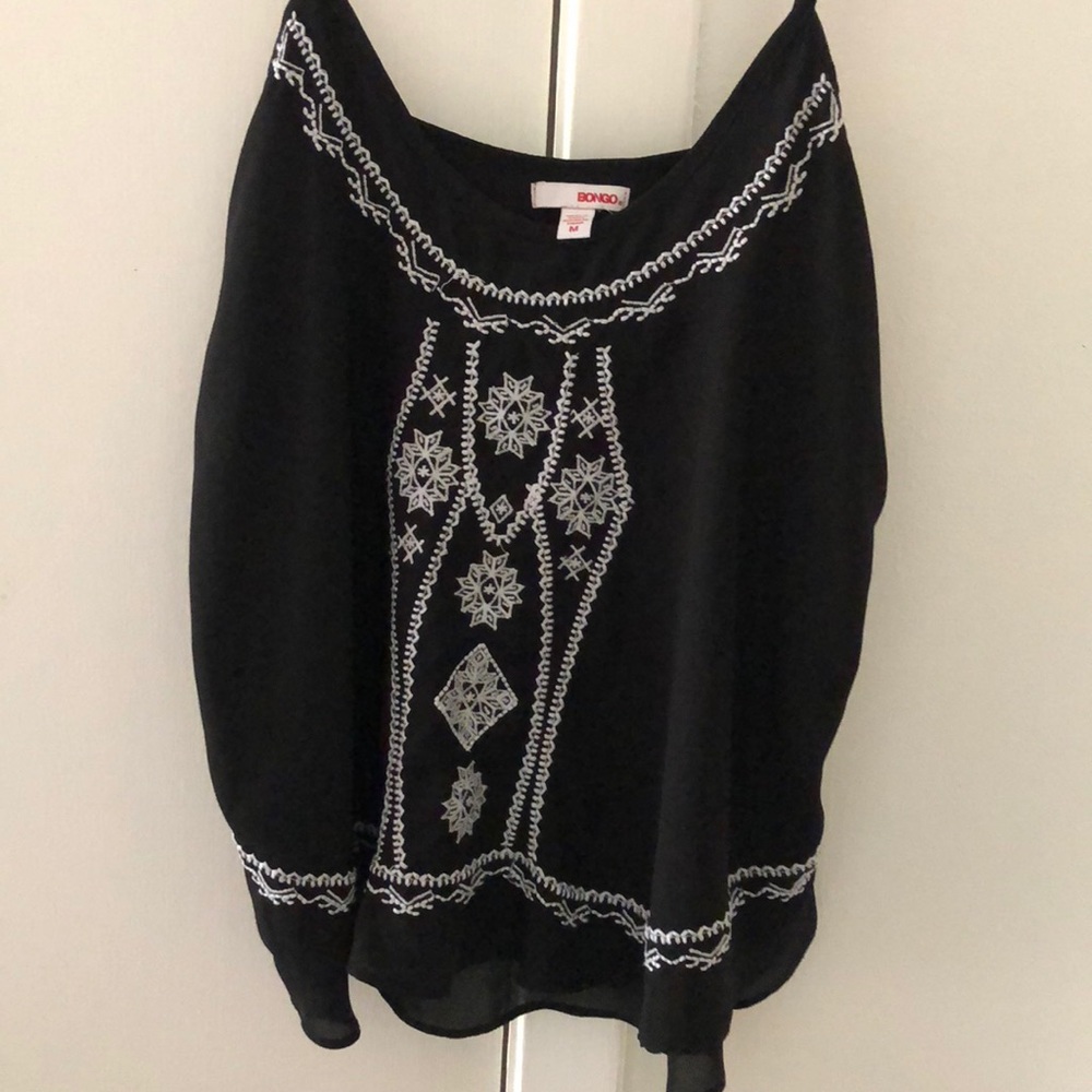 Spaghetti strap black and white shirt